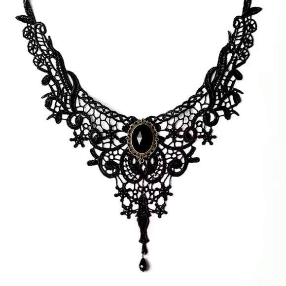 Gothic Victorian Black Lace Necklace / Choker - Picture 2 of 5